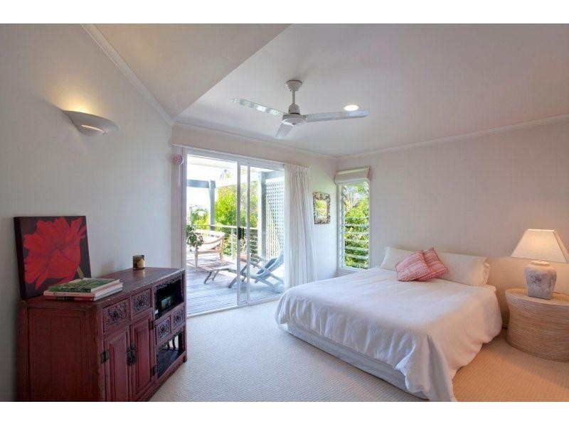 26 Orient Drive, Sunrise Beach QLD 4567