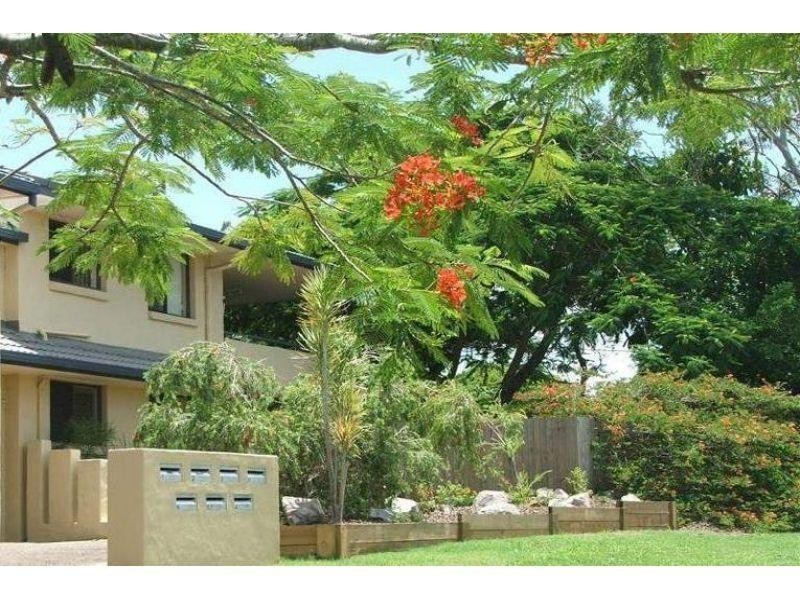 2/69 Poinciana Avenue, Tewantin QLD 4565