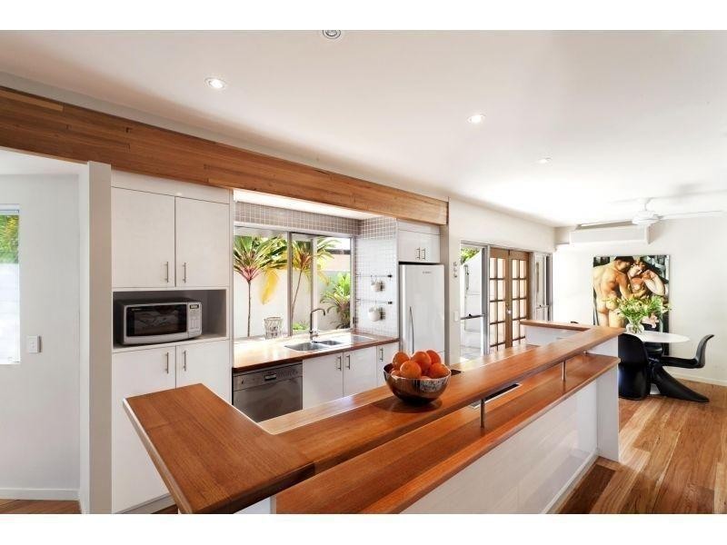 1/17 Laburnum, Noosaville QLD 4566