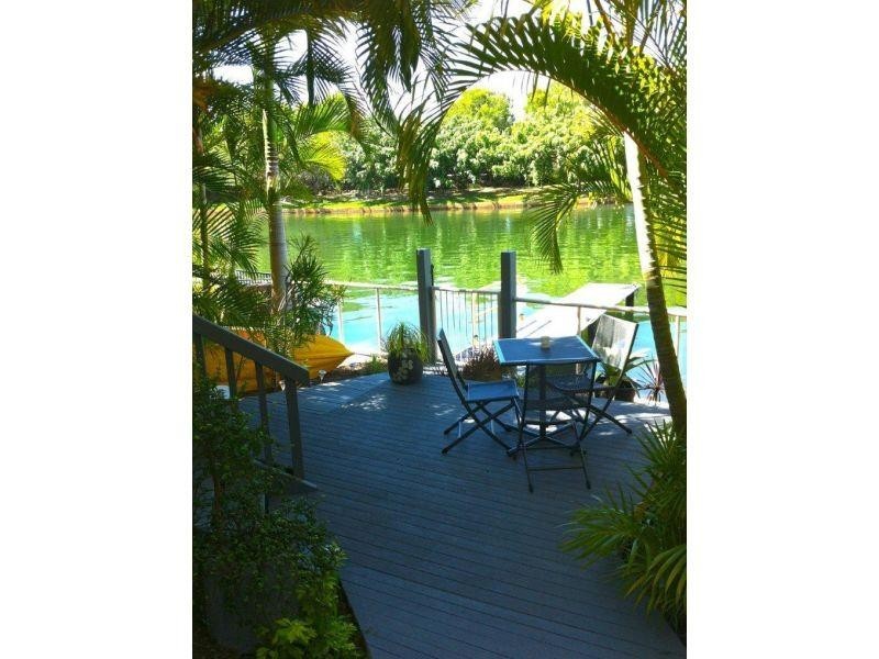 1/17 Laburnum, Noosaville QLD 4566