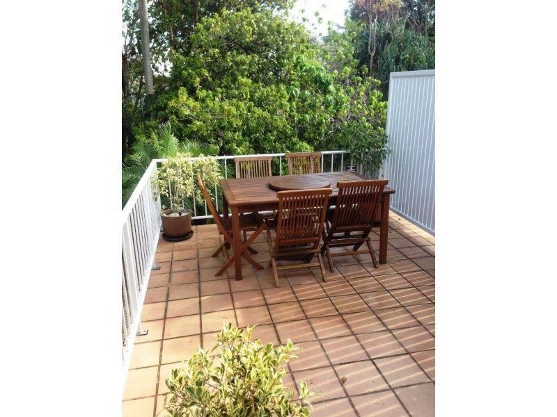 1/5 Douglas Street, Sunshine Beach QLD 4567