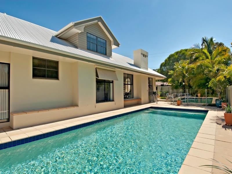 1 Toulambi Street, Noosa Heads QLD 4567
