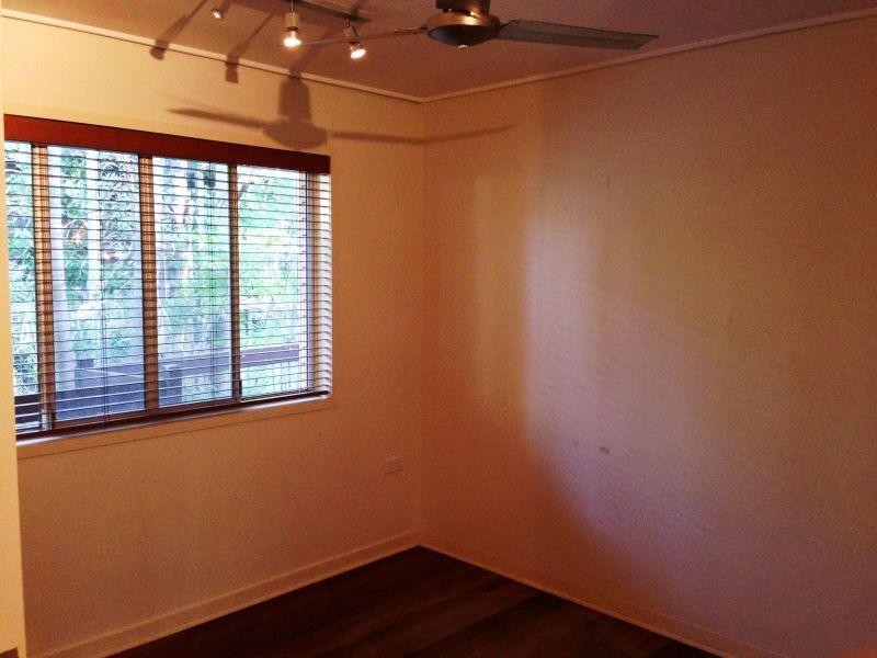 1/2 Kareela Avenue, Noosa Heads QLD 4567