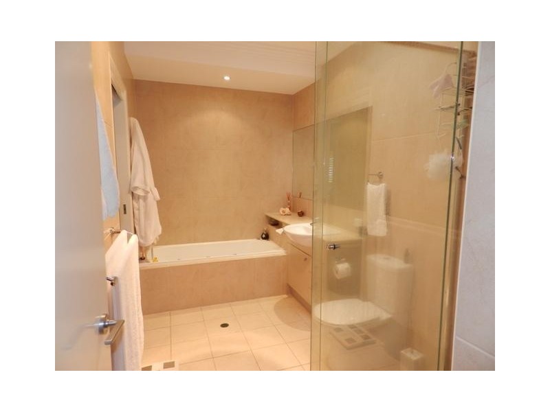 49 Elizabeth Street, Noosaville QLD 4566