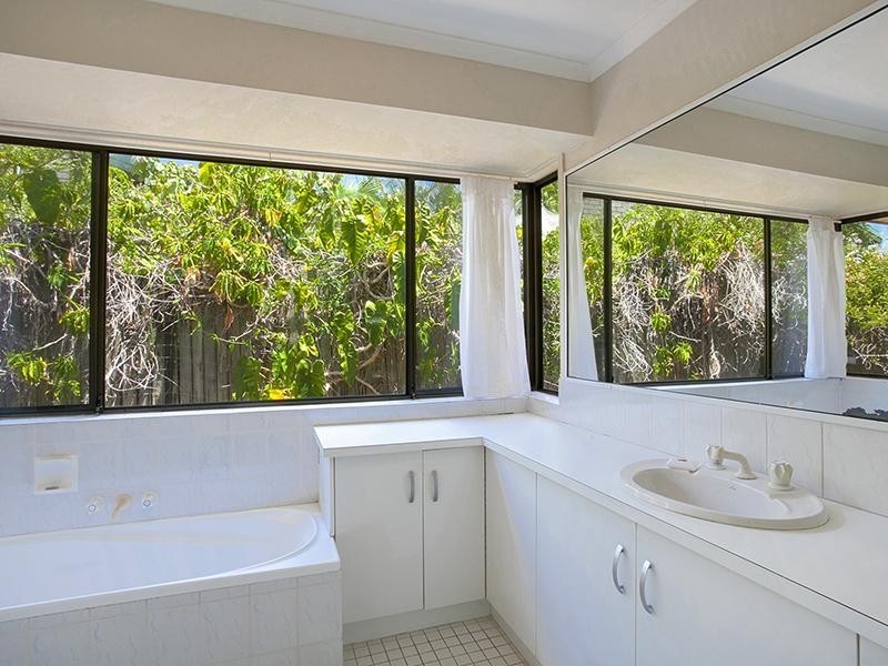 1 Safari Street, Noosa Heads QLD 4567