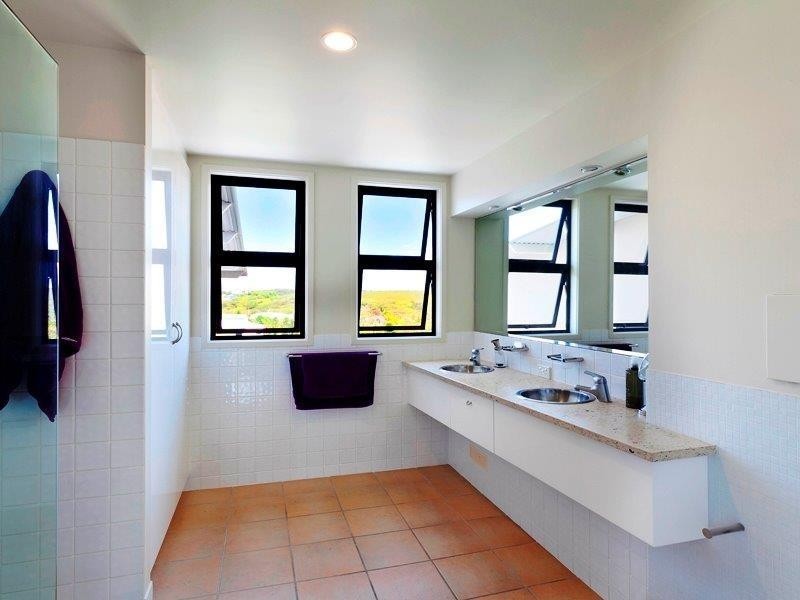 15 Tropicana Rise, Castaways Beach QLD 4567