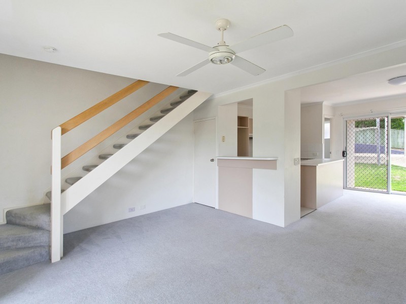1/23 Margit Crescent, Sunrise Beach QLD 4567