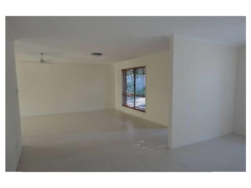 38 Victory Crescent, Sunrise Beach QLD 4567