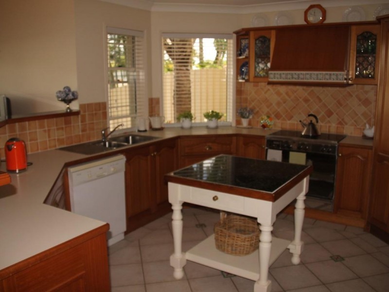 36 Seamount, Noosa Waters QLD 4566