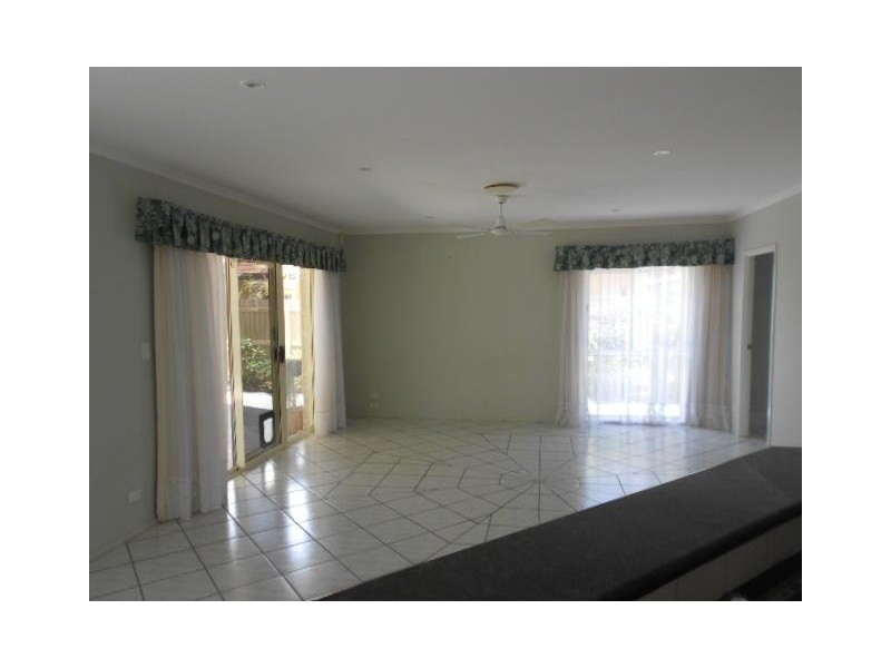 4 Genoa Court, Noosa Waters QLD 4566