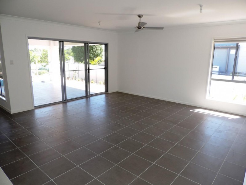 12 Smoke Bush Drive, Noosa Heads QLD 4567