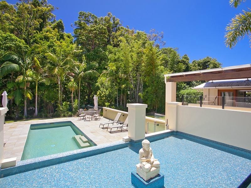 8 Habitat Place, Noosa Heads QLD 4567