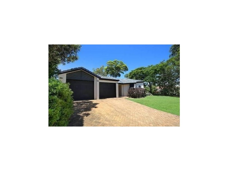 7 Longwood Drive, Peregian Springs QLD 4573