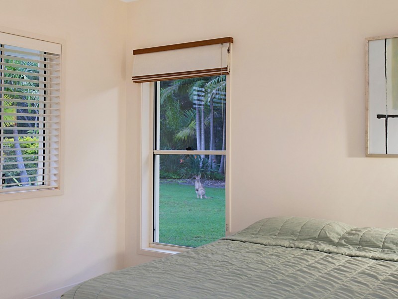258 Illoura Place, Cooroibah QLD 4565