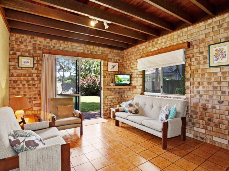 12 Elanda, Sunshine Beach QLD 4567