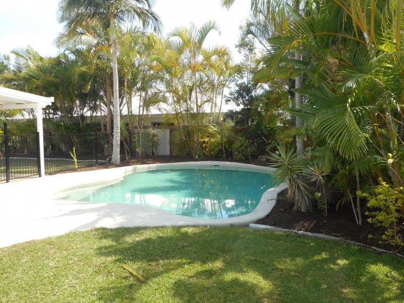 29 Seacove Court, Noosaville QLD 4566