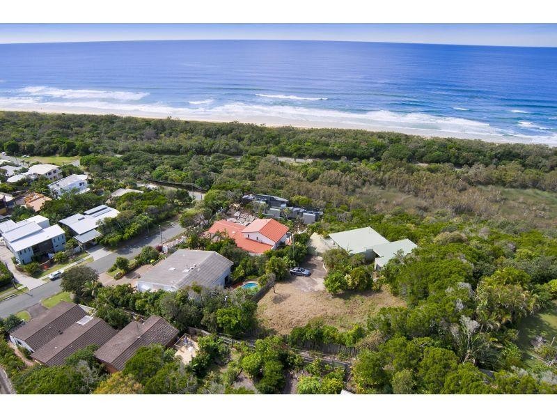 9 Peregian Esplanade, Peregian Beach QLD 4573