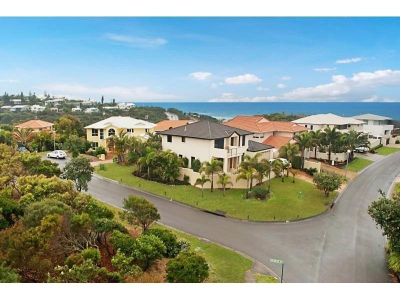 43 Driftwood Drive, Castaways Beach QLD 4567