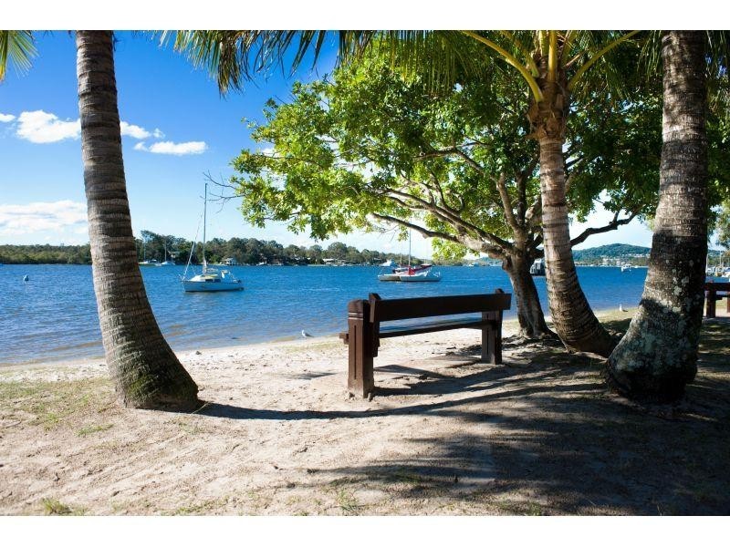 10 Edward Street, Noosaville QLD 4566