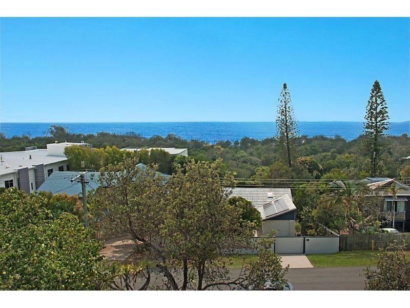 25 Shearwater Street, Peregian Beach QLD 4573