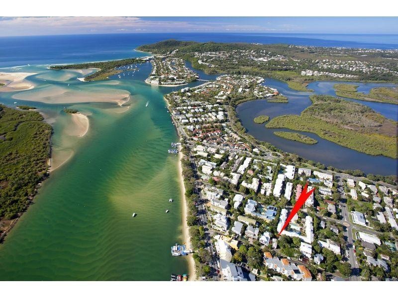 10 Edward Street, Noosaville QLD 4566
