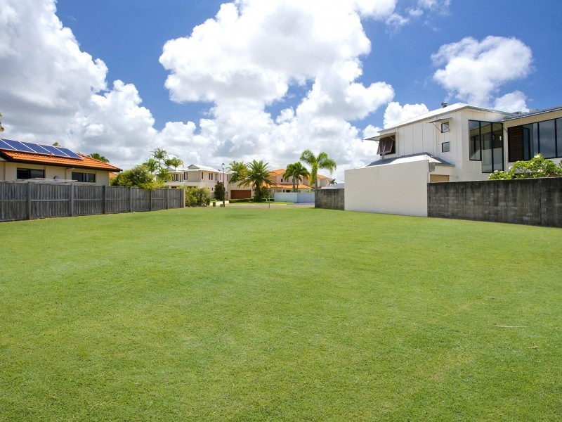 44 Masthead Quay, Noosa Waters QLD 4566