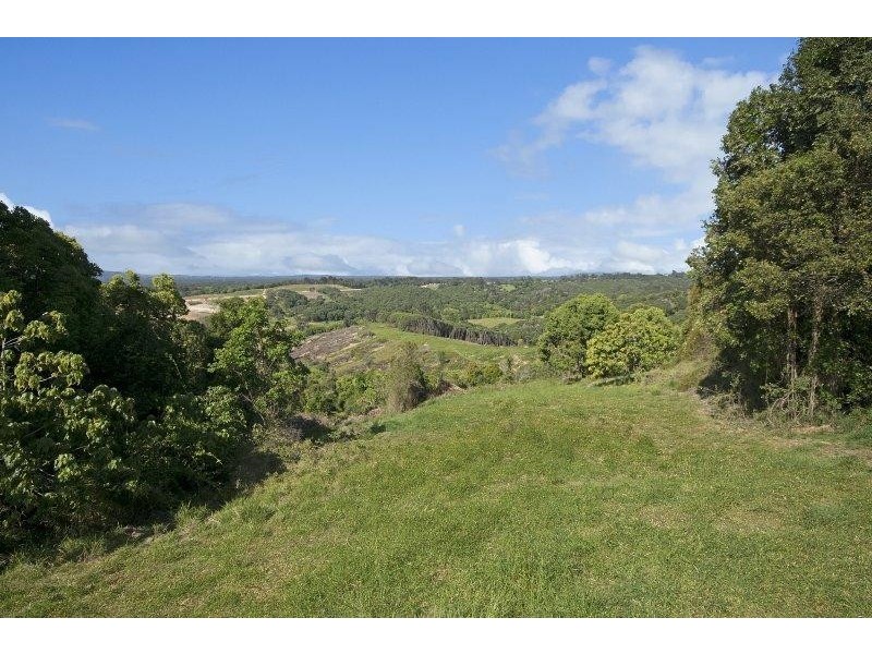 71 Northmount Road, Pomona QLD 4568