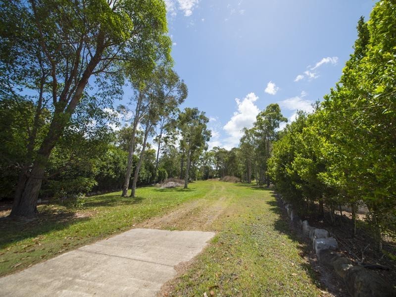 18 Adensfield Court, Cooroibah QLD 4565