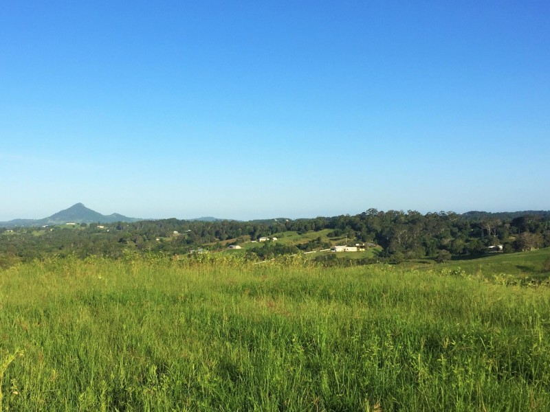 68 Booyong Drive, Black Mountain QLD 4563