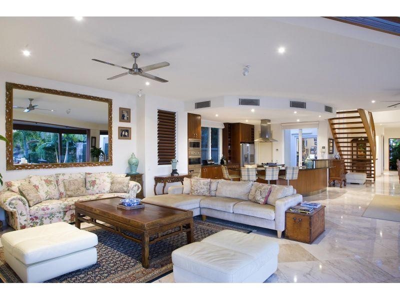 4 Seahorse Place, Noosa Waters QLD 4566