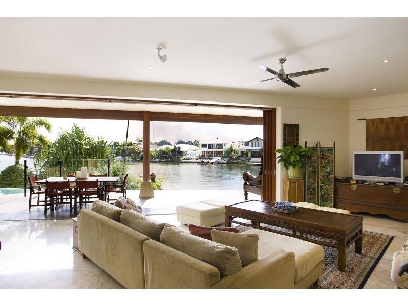 4 Seahorse Place, Noosa Waters QLD 4566