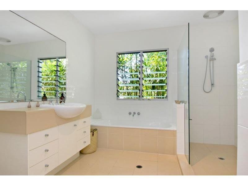 5 Dovetree Court, Marcus Beach QLD 4573