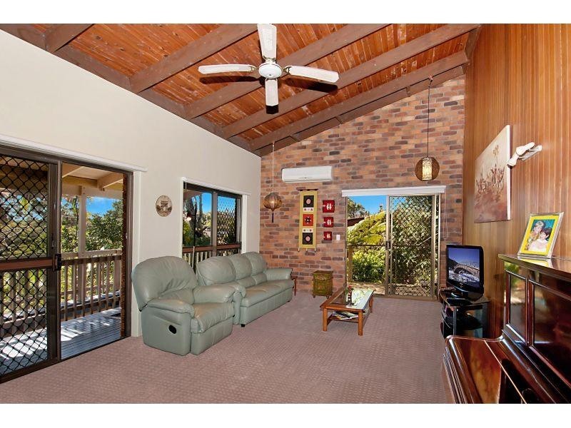 302 David Low Way, Peregian Beach QLD 4573