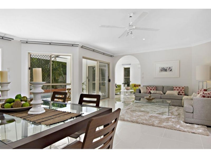 12 Headland Drive, Noosa Waters QLD 4566