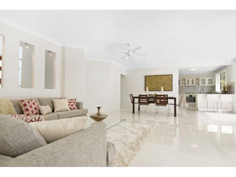 12 Headland Drive, Noosa Waters QLD 4566