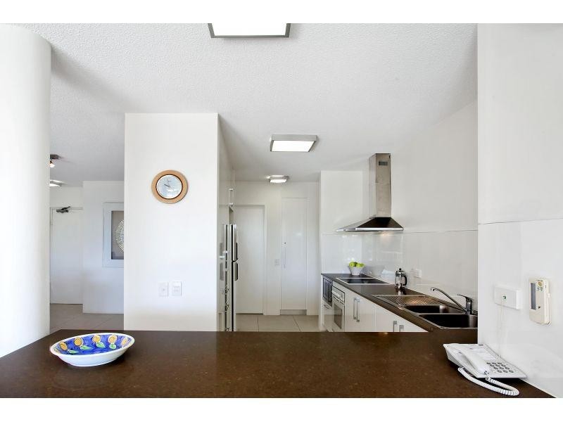6/2 Noosa Drive, Noosa Heads QLD 4567
