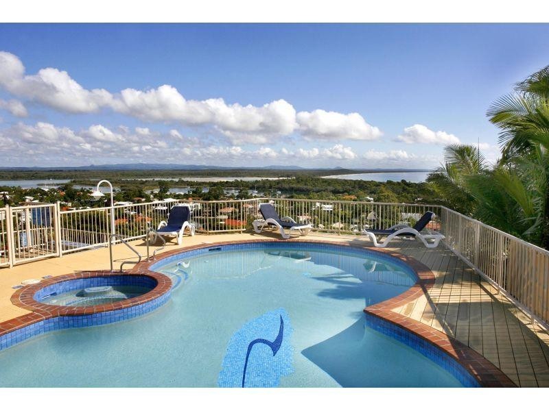 6/2 Noosa Drive, Noosa Heads QLD 4567