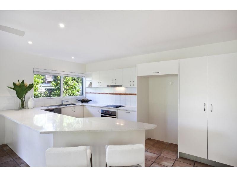 8 Ravenwood Drive, Noosa Heads QLD 4567