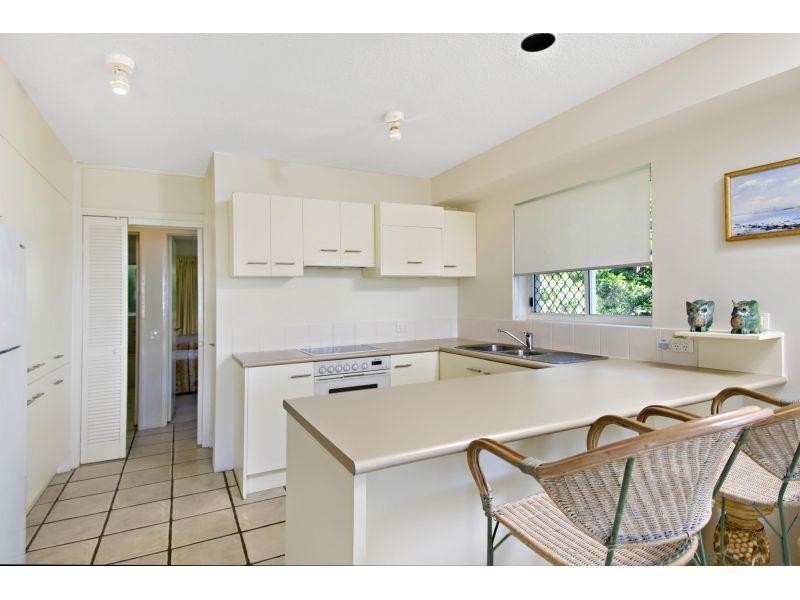 8/2 Noosa Drive, Noosa Heads QLD 4567