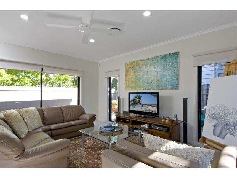 21 Mermaid Quay, Noosa Waters QLD 4566