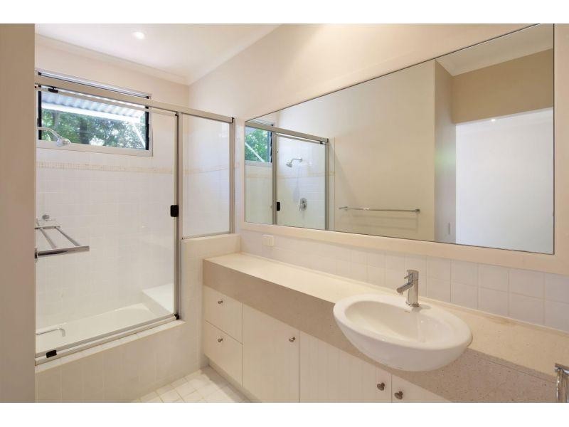 2/26 Kingfisher Drive, Peregian Beach QLD 4573