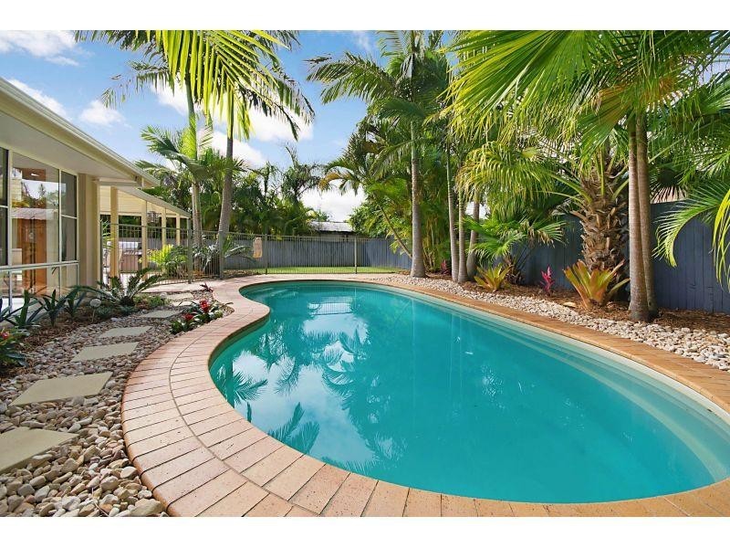 3 Spindrift Court, Noosa Waters QLD 4566