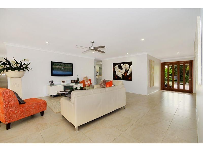 3 Spindrift Court, Noosa Waters QLD 4566