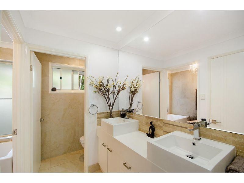 3 Spindrift Court, Noosa Waters QLD 4566