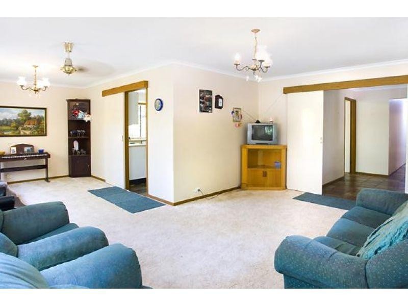 33 Leslie Drive, Noosa Heads QLD 4567