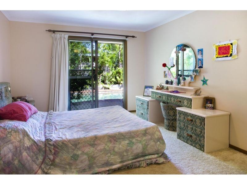 33 Leslie Drive, Noosa Heads QLD 4567