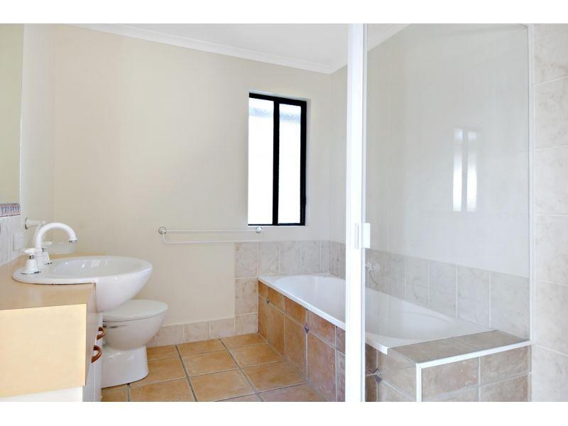 11  Genoa Court, Noosa Waters QLD 4566