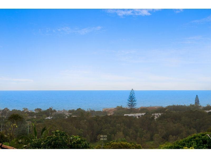 100 Persimmon Drive, Peregian Beach QLD 4573