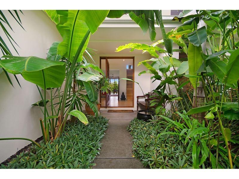 100 Persimmon Drive, Peregian Beach QLD 4573