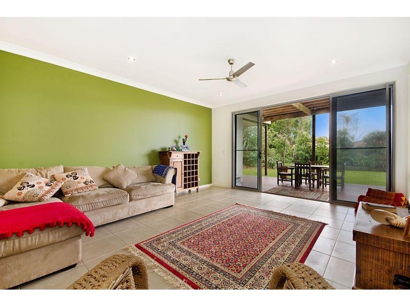 100 Persimmon Drive, Peregian Beach QLD 4573